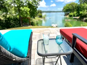 Spectacular lakefront Dockable w/ 2023 Addition - Image 3