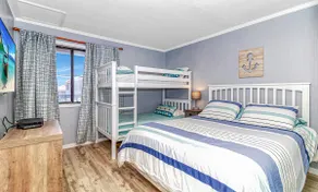 C3 - Oceanfront Condo - King Suite / Fast WiFi - Image 5
