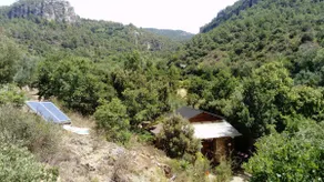 El Tiller Rustic Cabin - Image 3