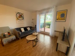 Cozy apartment in a residence with pool - Image 2