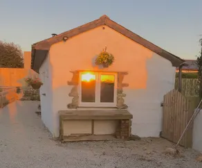 Romantic log-burner Cornish Cottage private garden dogs welcome - Image 4