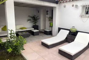 Pa Ni Pwoblem Pool Studio - Image 3
