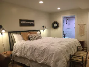 Suite by the parkway - Image 2