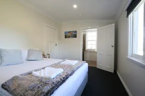 Leichhardt Farm Cottage 10 mins to CBD - Image 4
