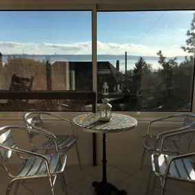 ”Jolie-vue” Cozy atmosphere between lake and vineyards. - Image 4
