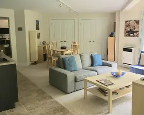 Cozy apartment tucked into the forest (with sauna) - Image 4