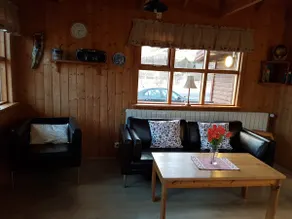 Axis Cottage Cabin - Image 4