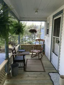 Entire 2nd Floor Walk to Montpelier - Image 2