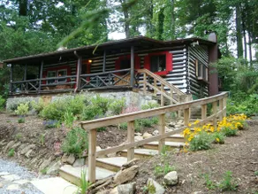Authentic Log Cabin.  Beautiful authentic log cabin - Image 4