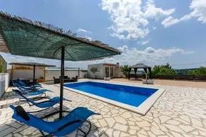 Villa Luka - Image 2