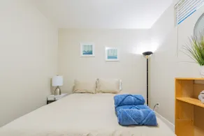Cozy East Van 1-Bed Suite, Walk to SkyTrain - Image 2