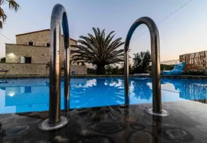 Villa On The Beach Crete Tavronitis Maris Mare - Image 5