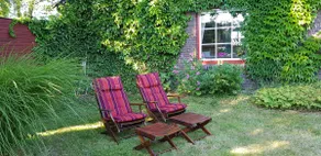 Cozy house on the dike with apple orchard - Image 3