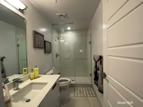 Beautiful Condo, 2 Bedrooms and a Den in a Resort! - Image 3