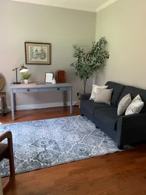Great location! Spacious 4 BR home in N. Columbus - Image 5