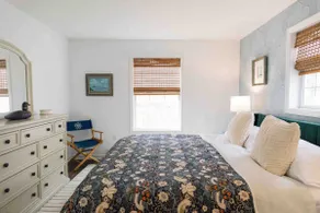 Sea Fog Cottage with views of Mt. Battie - Image 2