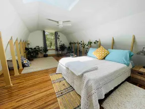 Cozy hilltop cottage with sunset views! - Image 2