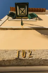 Belem Skinny House - Image 3