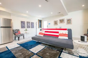 Modern 1BR Garden Apt. in Classic DC Row House - Image 4