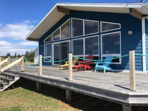 Stunning Oceanfront PEI Cottage - Image 2