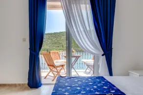Beachfront 1 BR Apartment With Sea View - Image 2