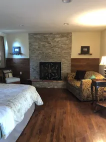 Casino Private suite in lovely, quiet neighborhood - Image 3
