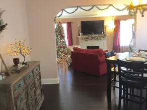 Beautiful & Clean home near Pasadena - Image 4