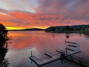 Cozy Lakefront Condo with Kayaks at Bernard's Landing on Smith Mountain Lake - Image 3