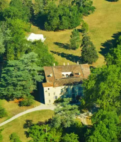 In a castle park - Stone House - 6 people - Image 2