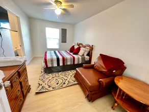 Spacious+Pet Friendly+Affordable|4BR/3BA|#A-6 beds - Image 3