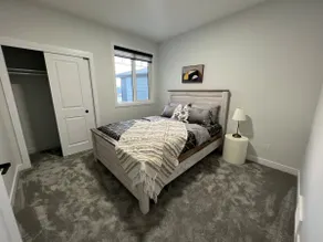 New 5BDRM Luxury Home | Fireplace | AC | Sleeps 13 - Image 3
