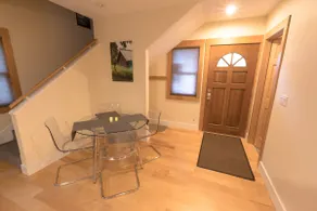 950 sq ft Guest House w/Gourmet Kitchen - Image 5