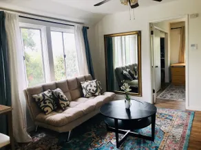 Duplex house ideal for multiple families,A/C - Image 4