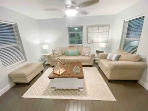 The Bungalow at PK. Close to Rocker B w/ hot tub. - Image 2