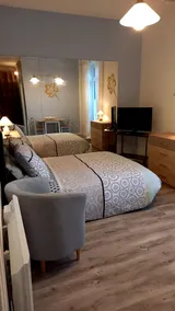 nice studio, partial lake view, 2 steps from the casino and 150 m from the thermal baths - Image 5