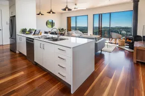 Luxury 2 Bedroom Cabins - Best views in Maleny - Image 2
