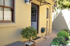 28 on Troy, Broadacres - Image 2