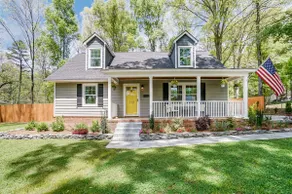 Private Beautiful Getaway on the Greenway! - Image 2