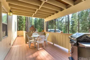 INSIDE YOSEMITE PARK! Cozy, Peaceful - Image 2
