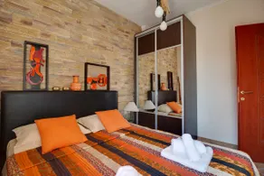 Luxury 2br apartment 50m from beach - Image 5
