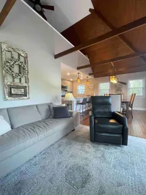 Hyco's Lux Cottage on Little Duck Cove. - Image 2
