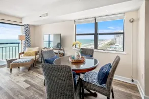 Wow! Prime Corner Unit, Stunning Views/Oceans#1016 - Image 3