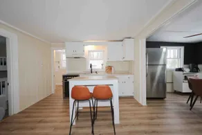 Newly Renovated House in York 4 Min Walk to Beach! - Image 4