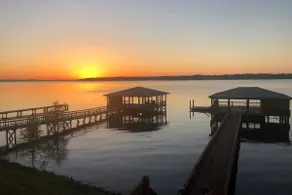 Toledo Bend LA - South Beach Drive w/ Boat Lift - Image 4