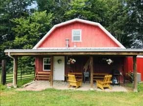 Cabin @ Hobson Holler Sleeps 10/10 mins to Montauk - Image 3