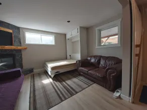 Large, private, self-contained suite in Canmore - Image 5