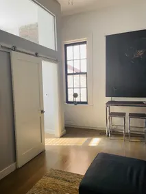 Renovated Exchange St. Loft with Free Parking - Image 4