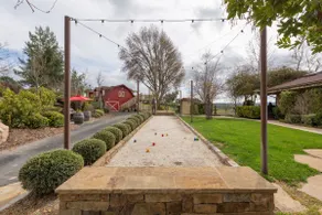 Magnolia Vineyard Winemakers Cottage - Image 5