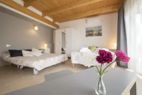 Peperino Attic Flat - Image 3