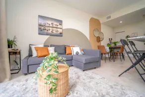 Cozy Miami Home minutes Wynwood & Design District - Image 3